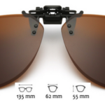 Clip-On (aurinkolasi-clippi) polarisoiva silmälasien päälle RUSKEA 85%  /  klipsi leveys 135mm, linssi leveys 62mm, korkeus 55mm